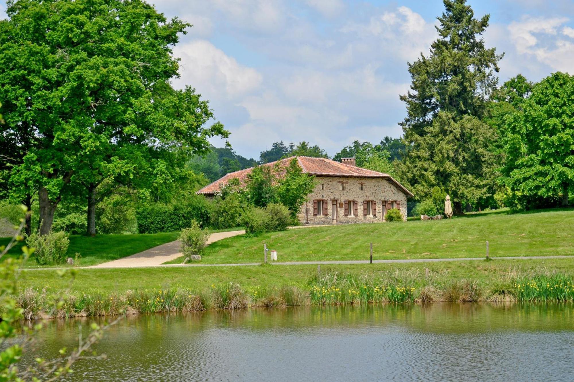 Hotel Domaine Des Etangs, Auberge Resorts Collection Massignac Oda fotoğraf